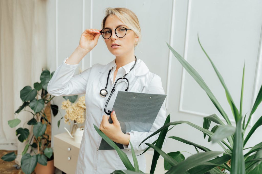 Choose the Right Education Path in Nursing for You