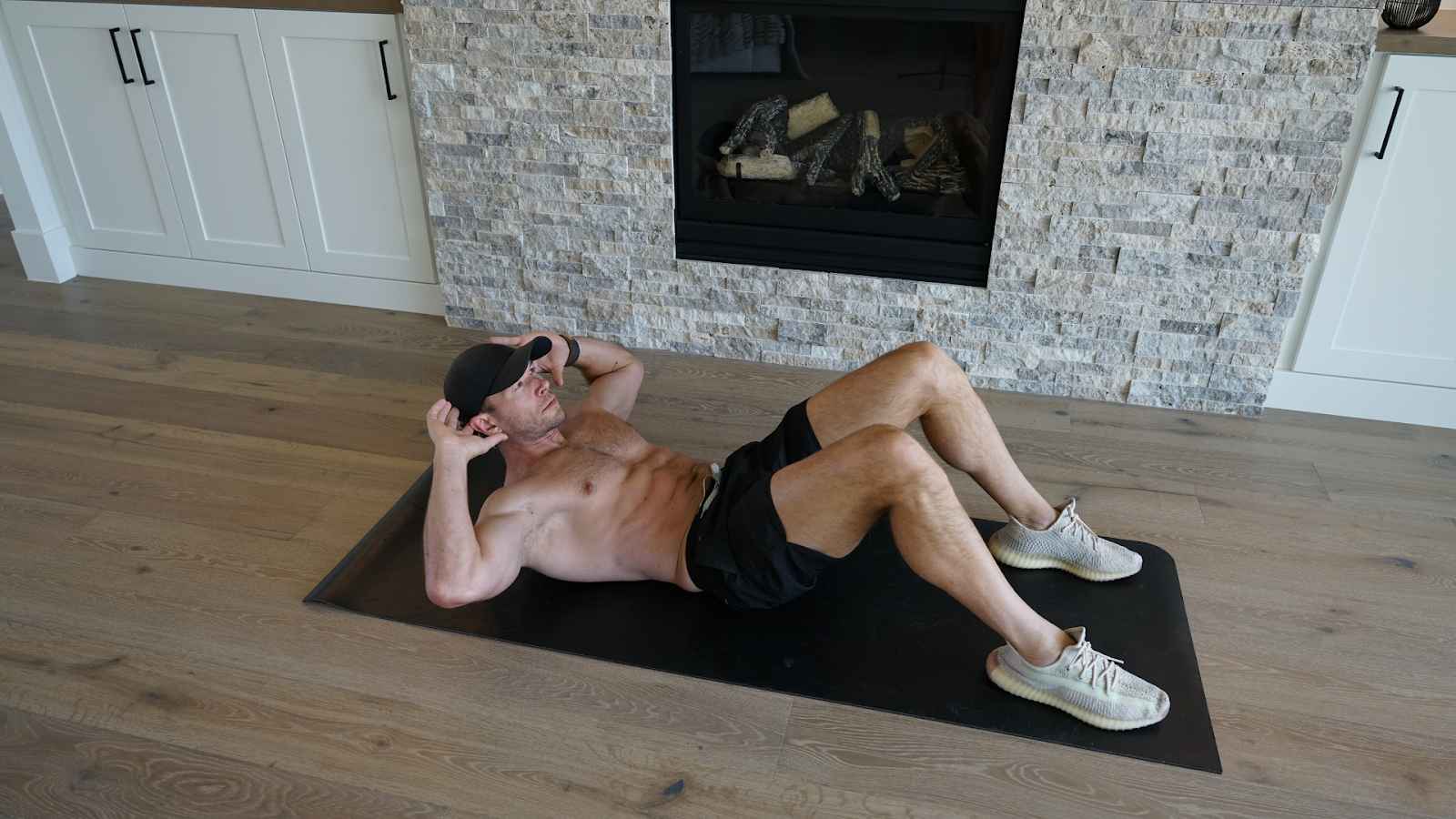 How To Train Your Abs At Home Without Equipment