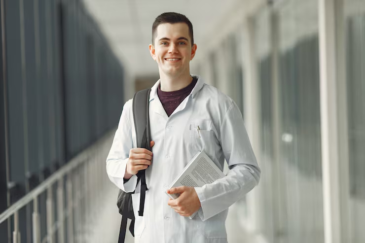 Inside AcceptMed's Approach to Medical School Admissions Consulting